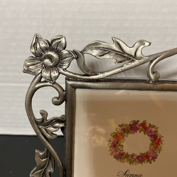 frame. 3.5 x 5” pewter - Picture 2 of 3